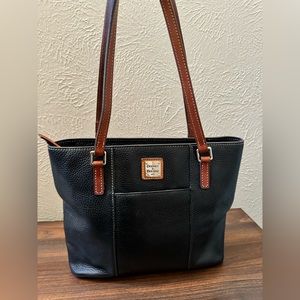 EUC Dooney & Bourke Small Lexington Tote
